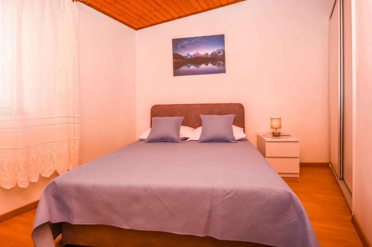 Apartment Mira Primošten Habitación foto